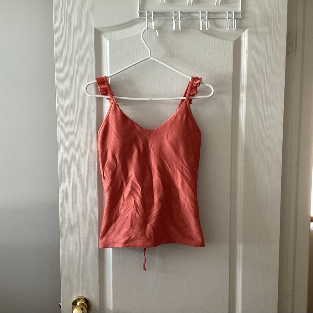 La Vie En Rose Coral Swim Top with Ruffle Straps. Size large.   B6